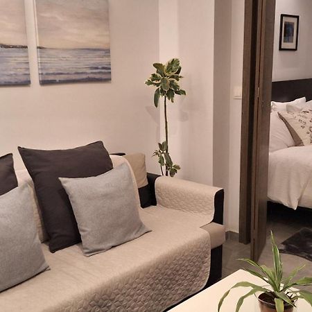 Domus City Apartment With Wonderful Balcony Tesalonika Bagian luar foto